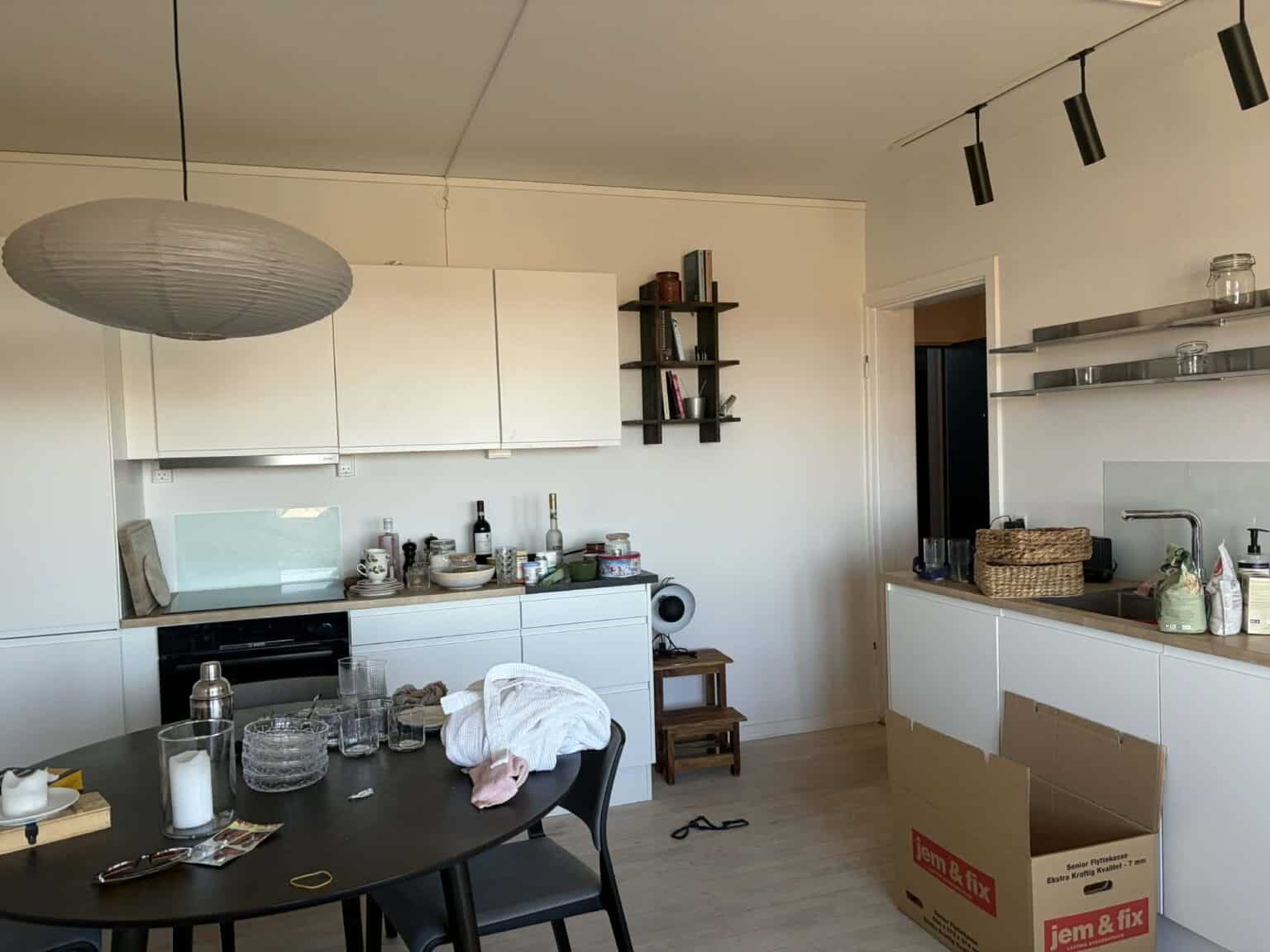 2E287800-0D9C-4B87-BA89-F4F8EEC7CFFB