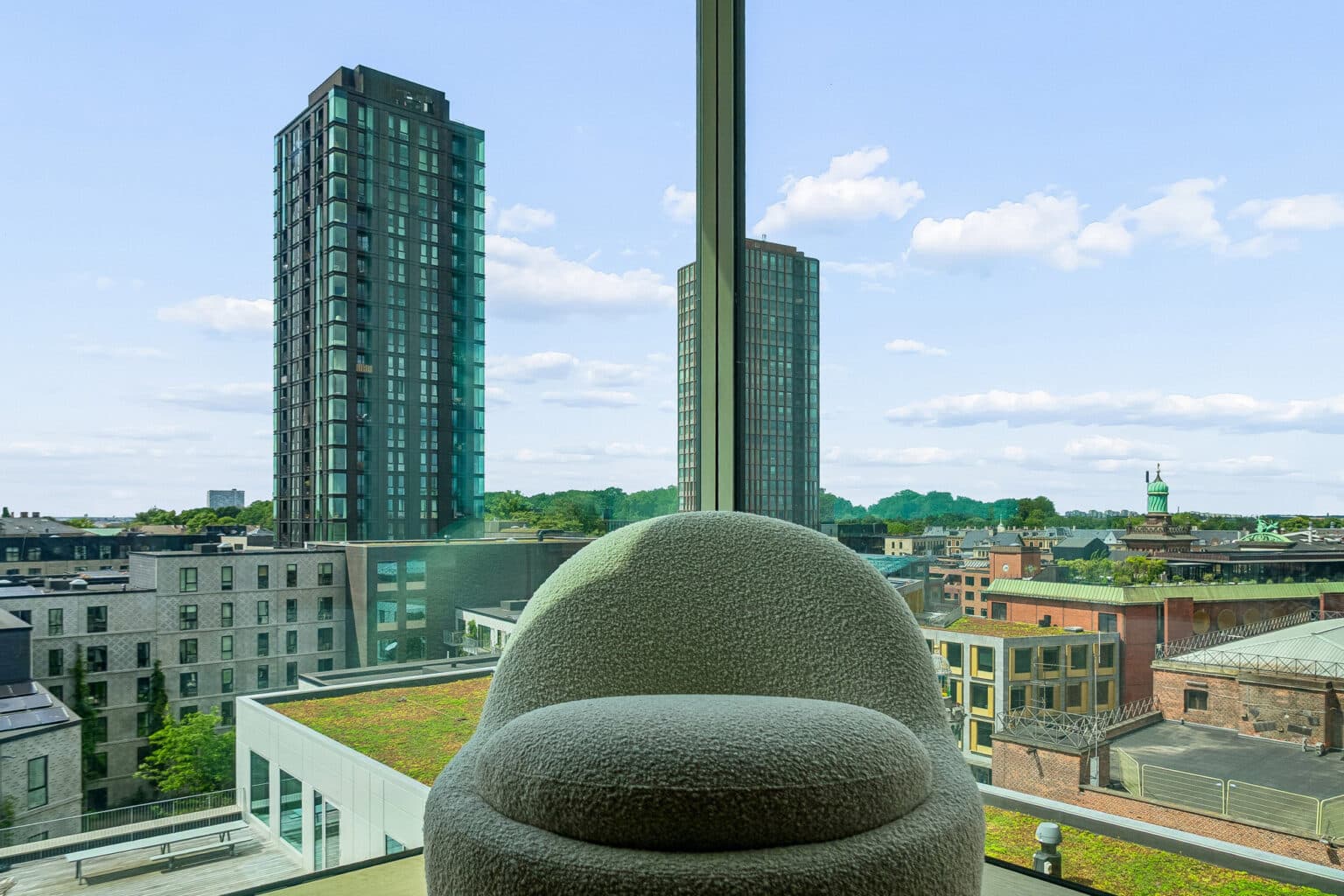 image25